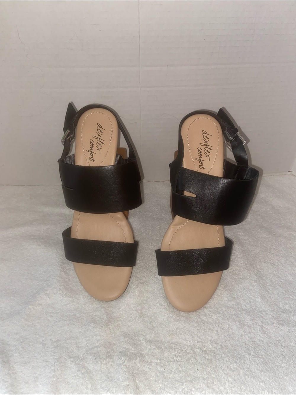 Dexflex Comfort Women’s Black Sandals Size 8 Strappy Casual Shoes